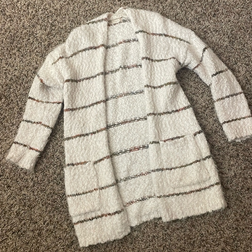 Cardigan sweater